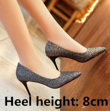 Load image into Gallery viewer, Frauen High Heels Women Fashion Golden Comfortable Slip