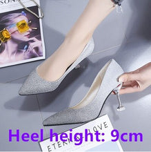 Load image into Gallery viewer, Frauen High Heels Women Fashion Golden Comfortable Slip